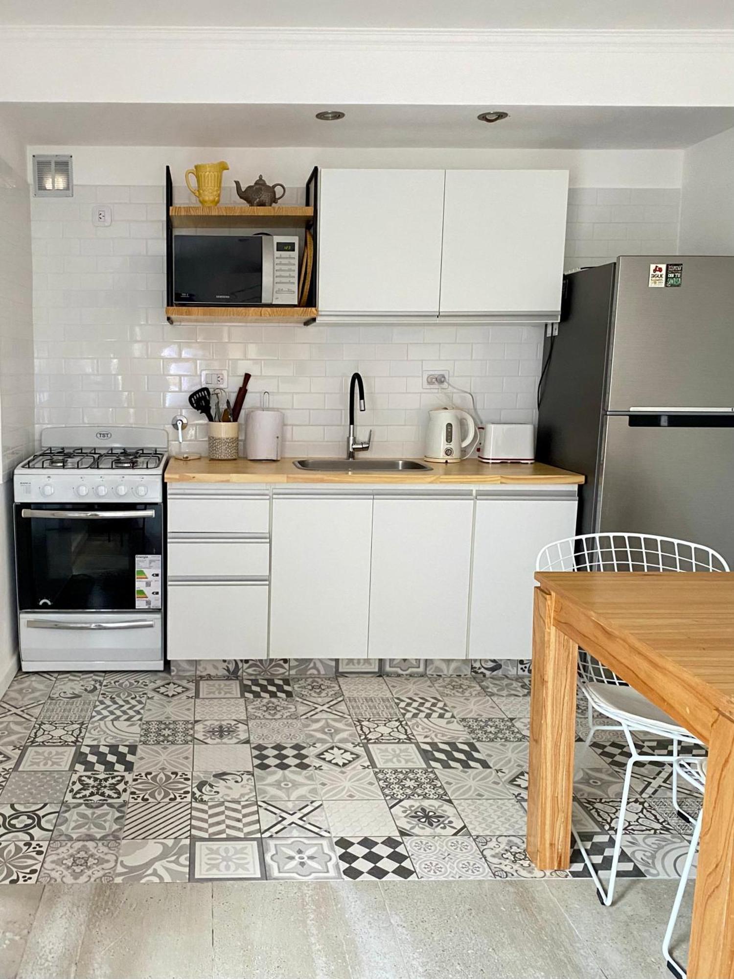 Temporal Apartment *